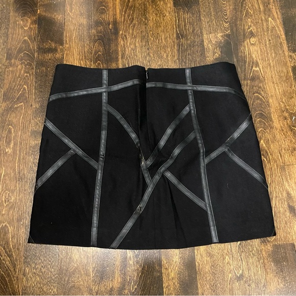 Bebe skirt - Picture 5 of 5